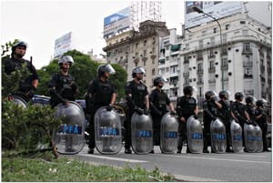 Globalization opponents and workers organizations join the demonstration led by employees of KRAFT against large scale dismissals in the plaza de la republica, Center of Buenos Aires, Argentina. Nov 18 2009.