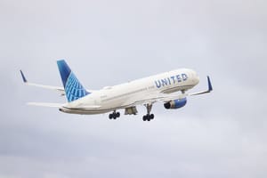 United Airlines plane