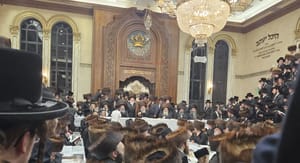 Admor From Vizhnitz Monsey spends Shabbos in Lekwood