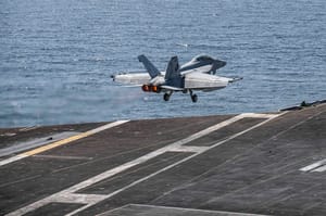 US fighter jet takes off to strike Iran