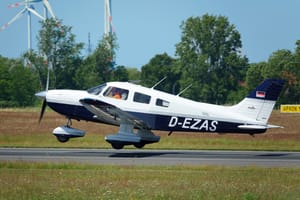 Piper PA-28 single-engine plane (Illustration)