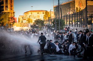 Peleg Yerushalmi demonstrates against the draft