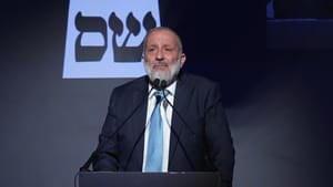 Drai opens the campaign