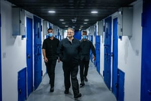 Ben Gvir visits Israeli prison