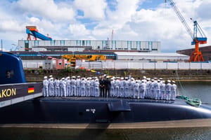 Israeli submarine leaving Germany