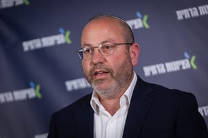 Zvika Mor