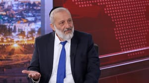 Shas chairman Aryeh Deri in an interview at Kikar Hashabat studios