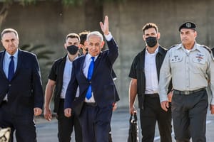 Netanyahu and Chief of Staff Eyal Zamir