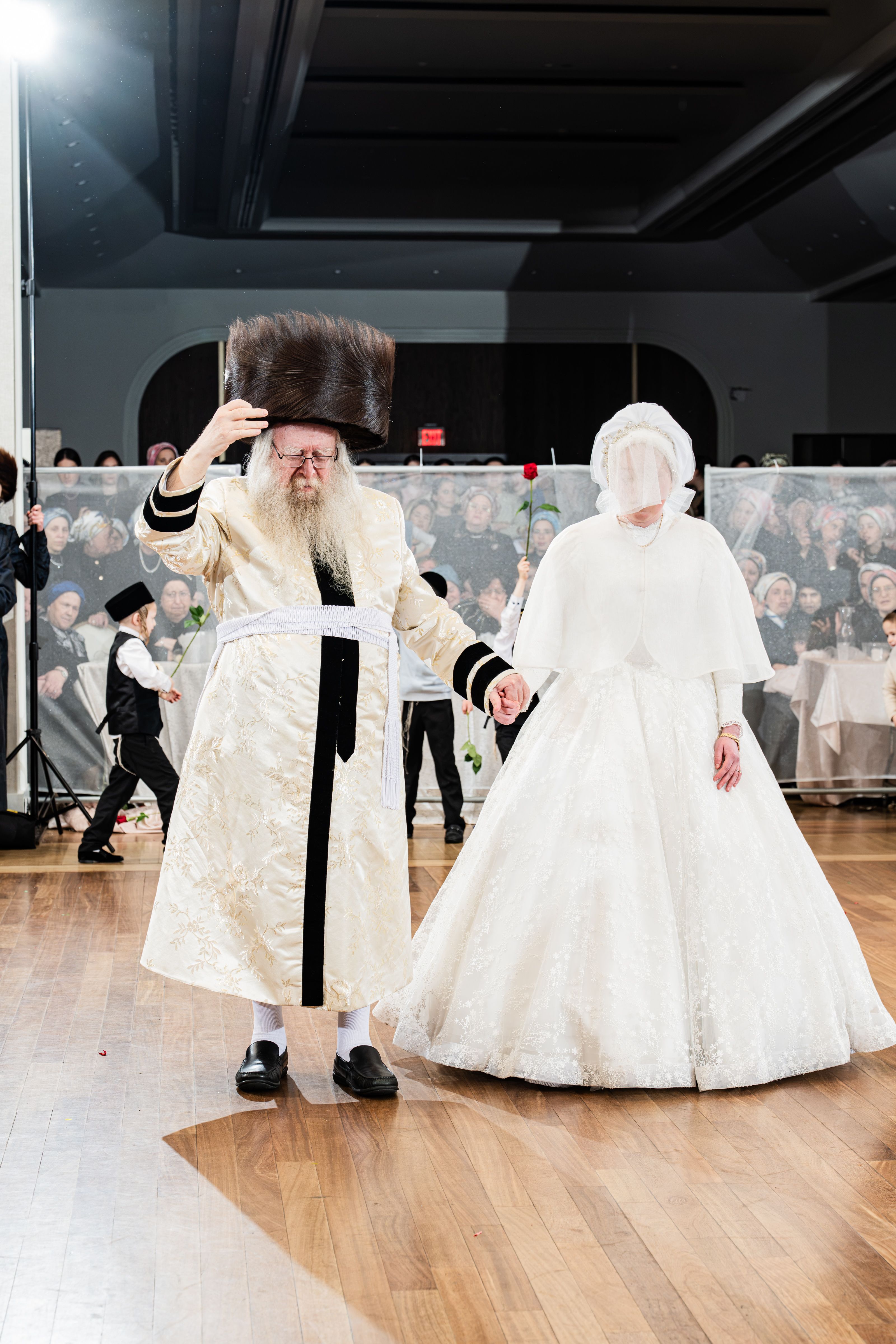 Simcha of the Nikolsburg-Razla-Yemering-Kretchnif Siget families