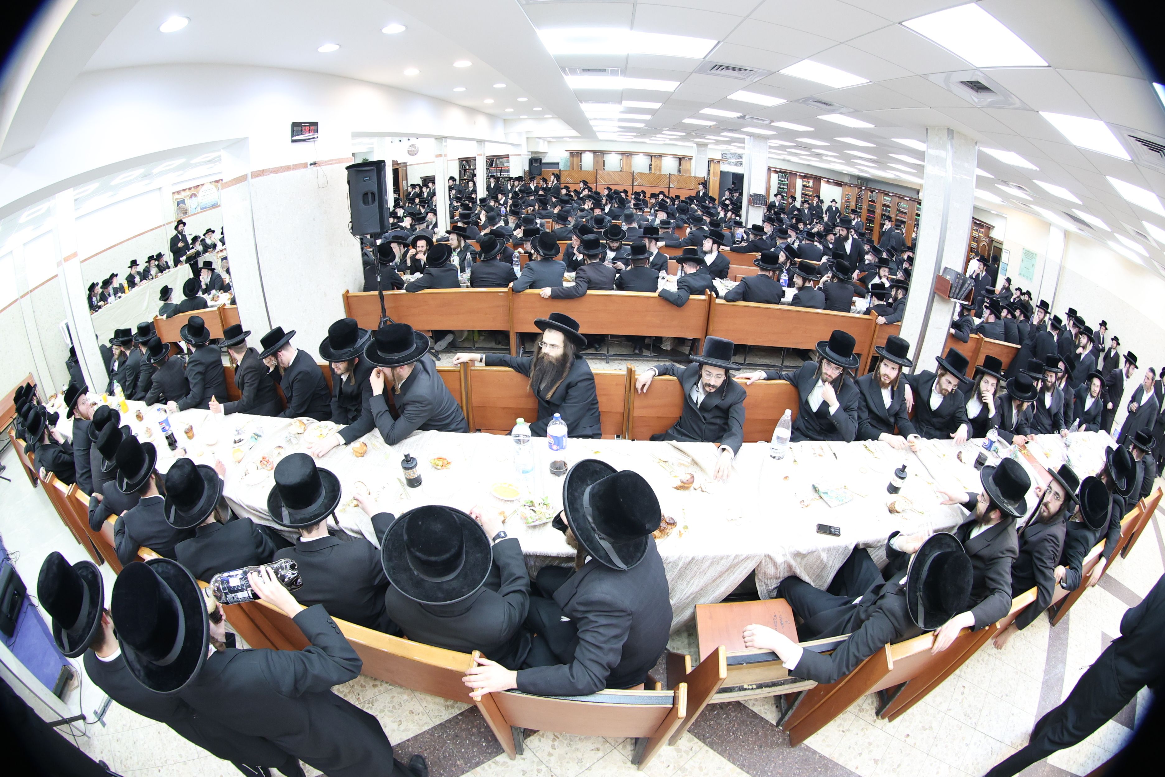 Dedication of Heichal HaTorah at Dushinsky