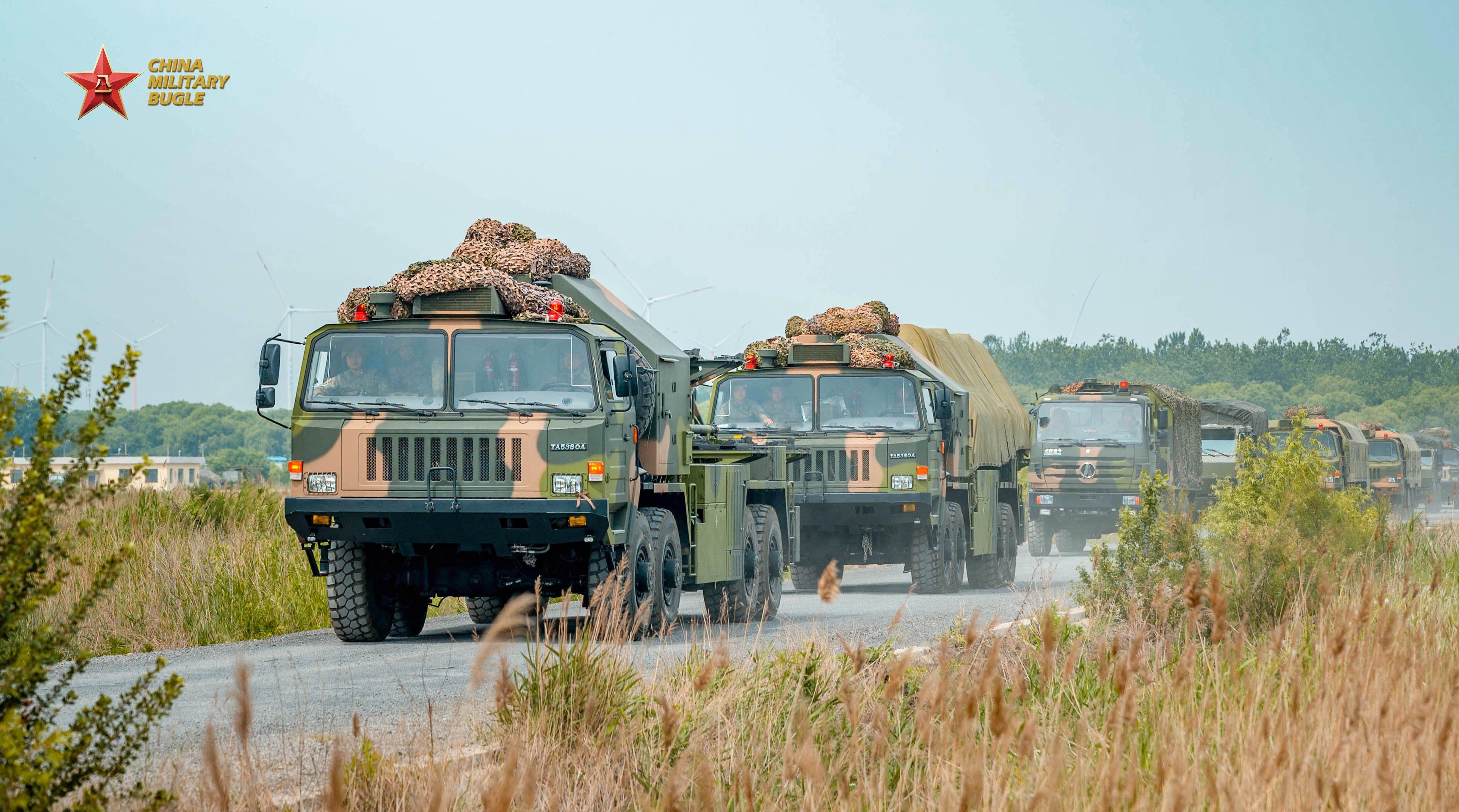 Chinese army transfers missiles