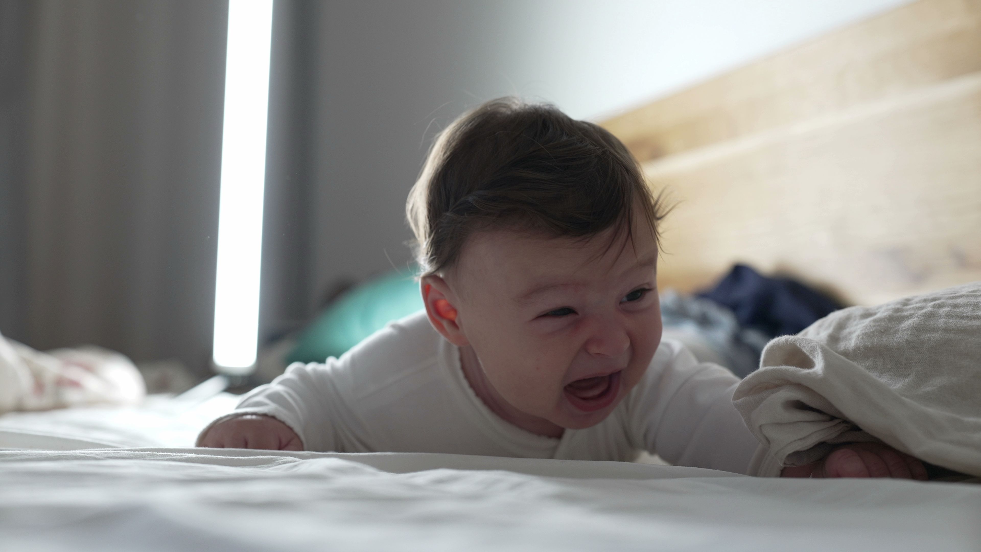 Crying baby (illustration)