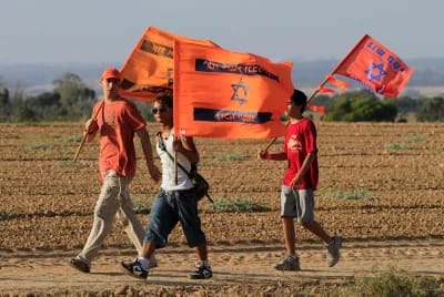 From the photos of the fight against expulsion