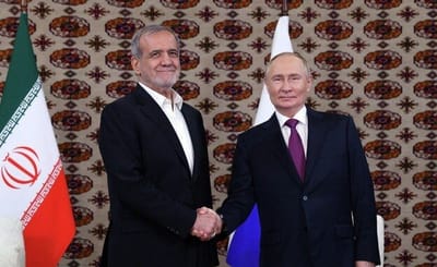 Iranian President Masoud Pezeshkian and Vladimir Putin