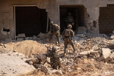 IDF soldiers operate in South Lebanon 