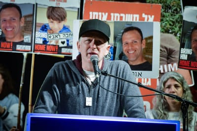 Jewish actor Michael Rapaport at a rally for the release of the hostages