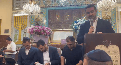 Iran's Chief Rabbi Leads Moving Pre-Yom Kippur Selichot in Tehran