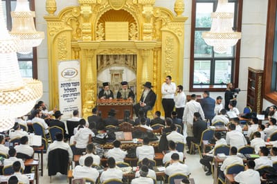 The gathering at Yibiye Omer