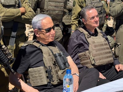 Netanyahu with Defense Minister Katz