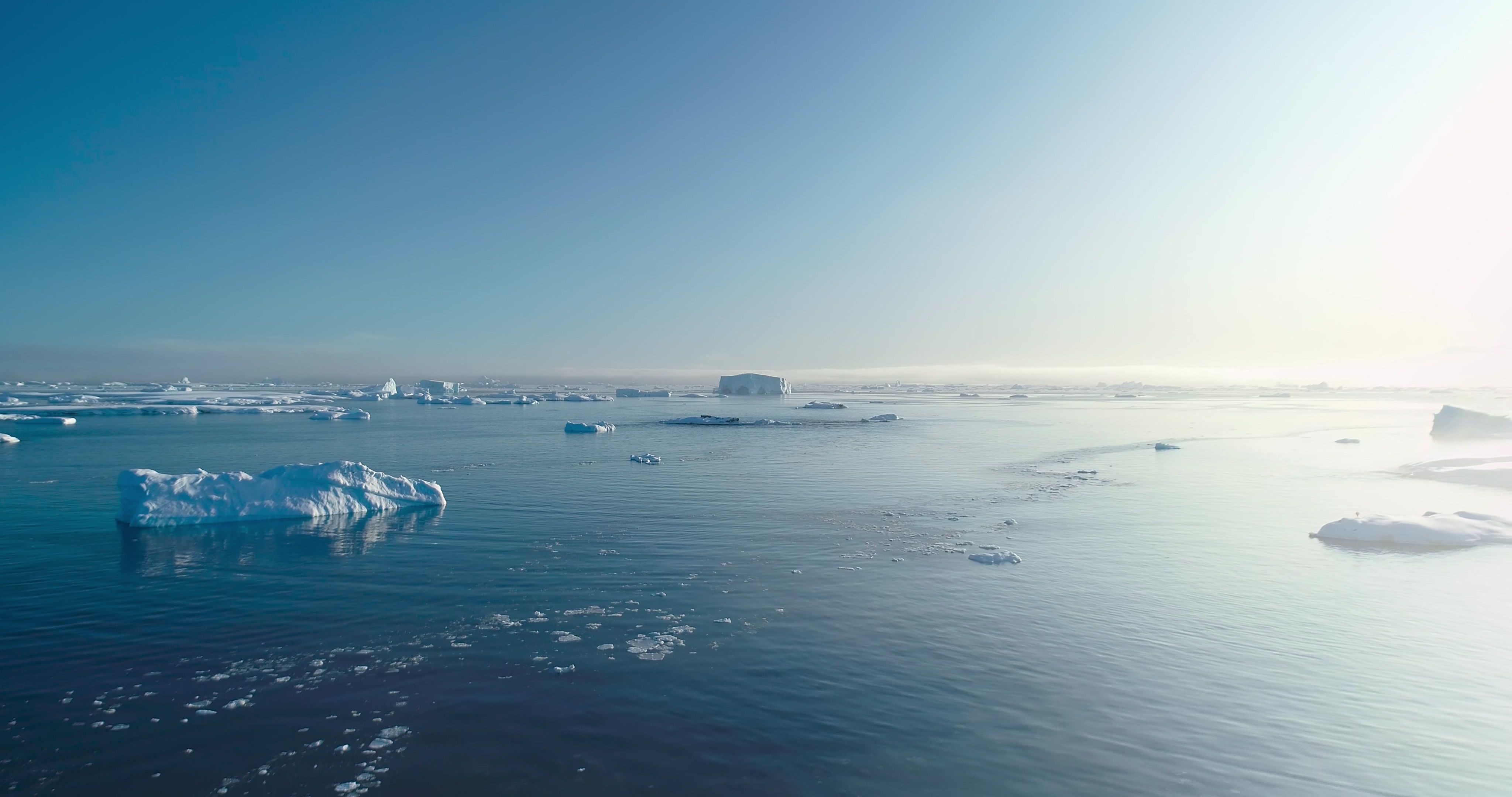 Melting glaciers, illustration