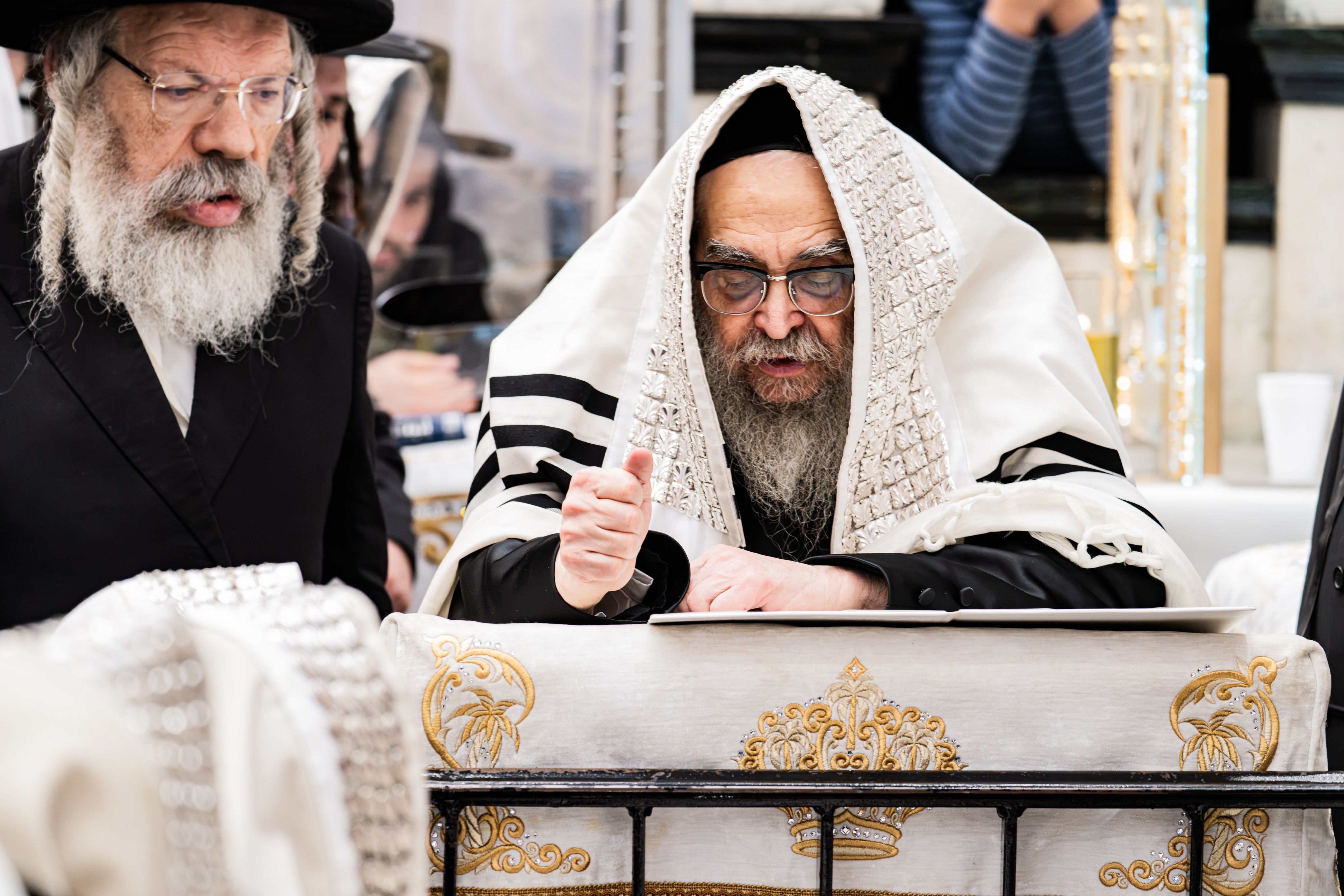 The Satmar Rebbe during Hatarat Nedarim