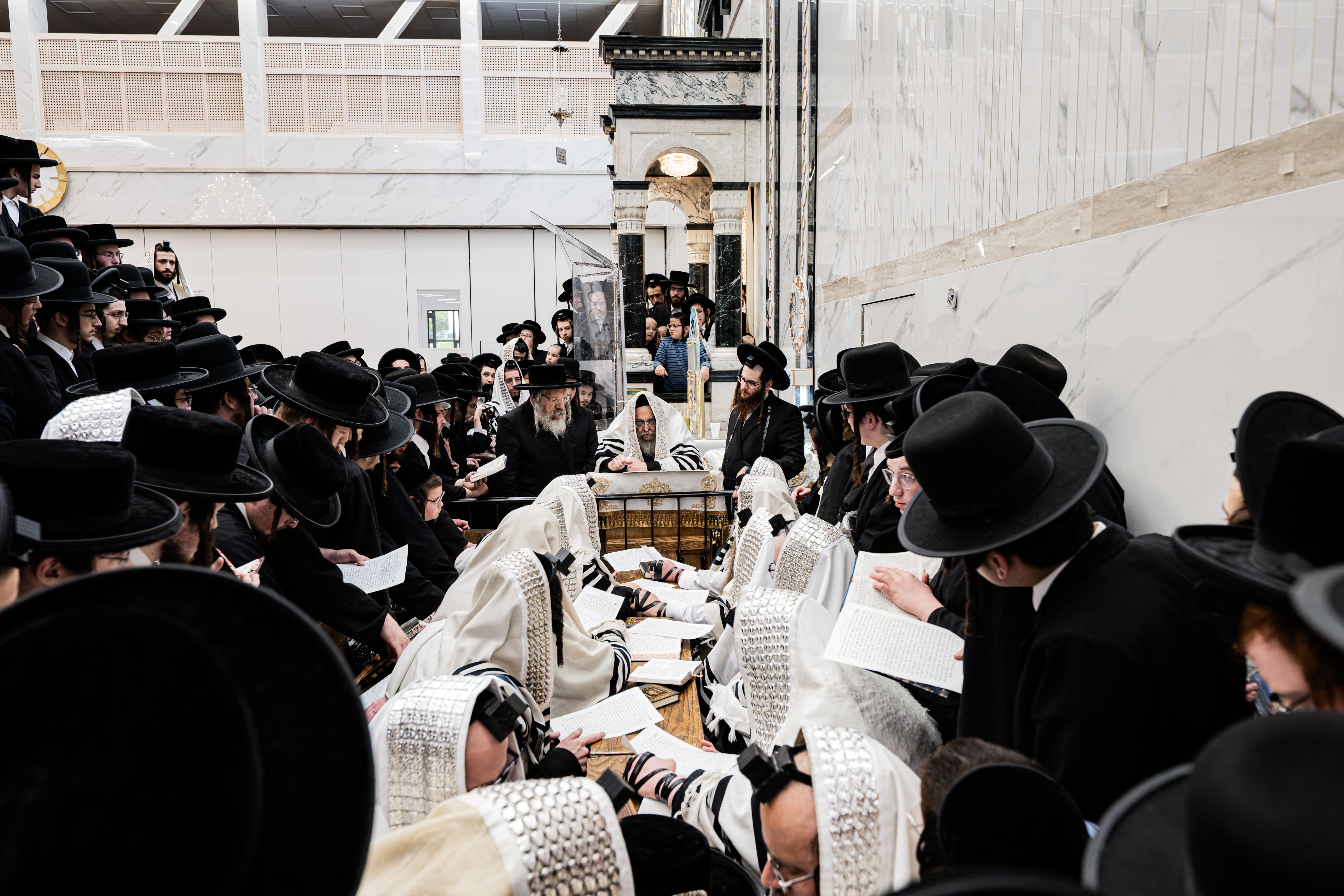 The Satmar Rebbe during Hatarat Nedarim