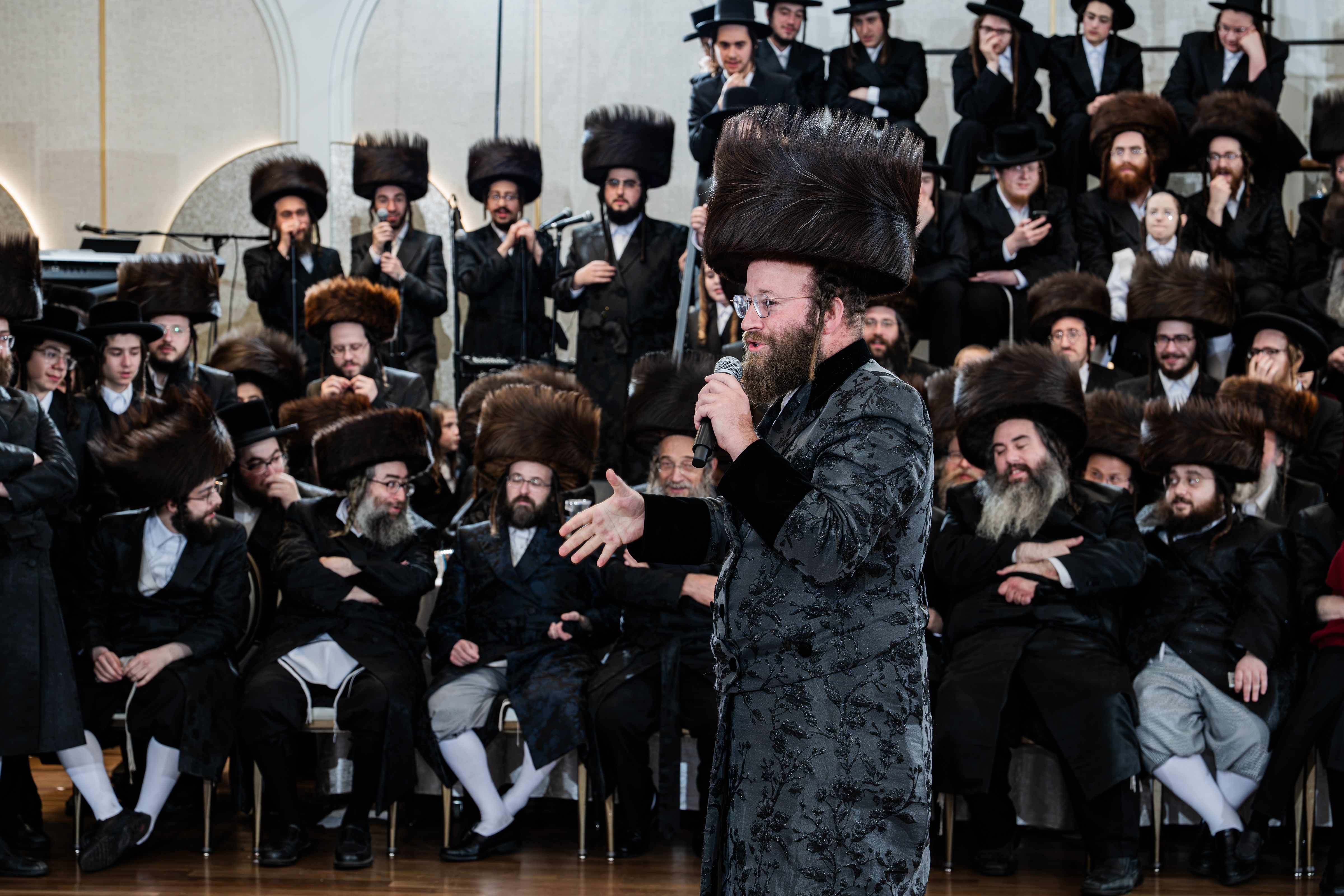 Simcha of the Nikolsburg-Razla-Yemering-Kretchnif Siget families