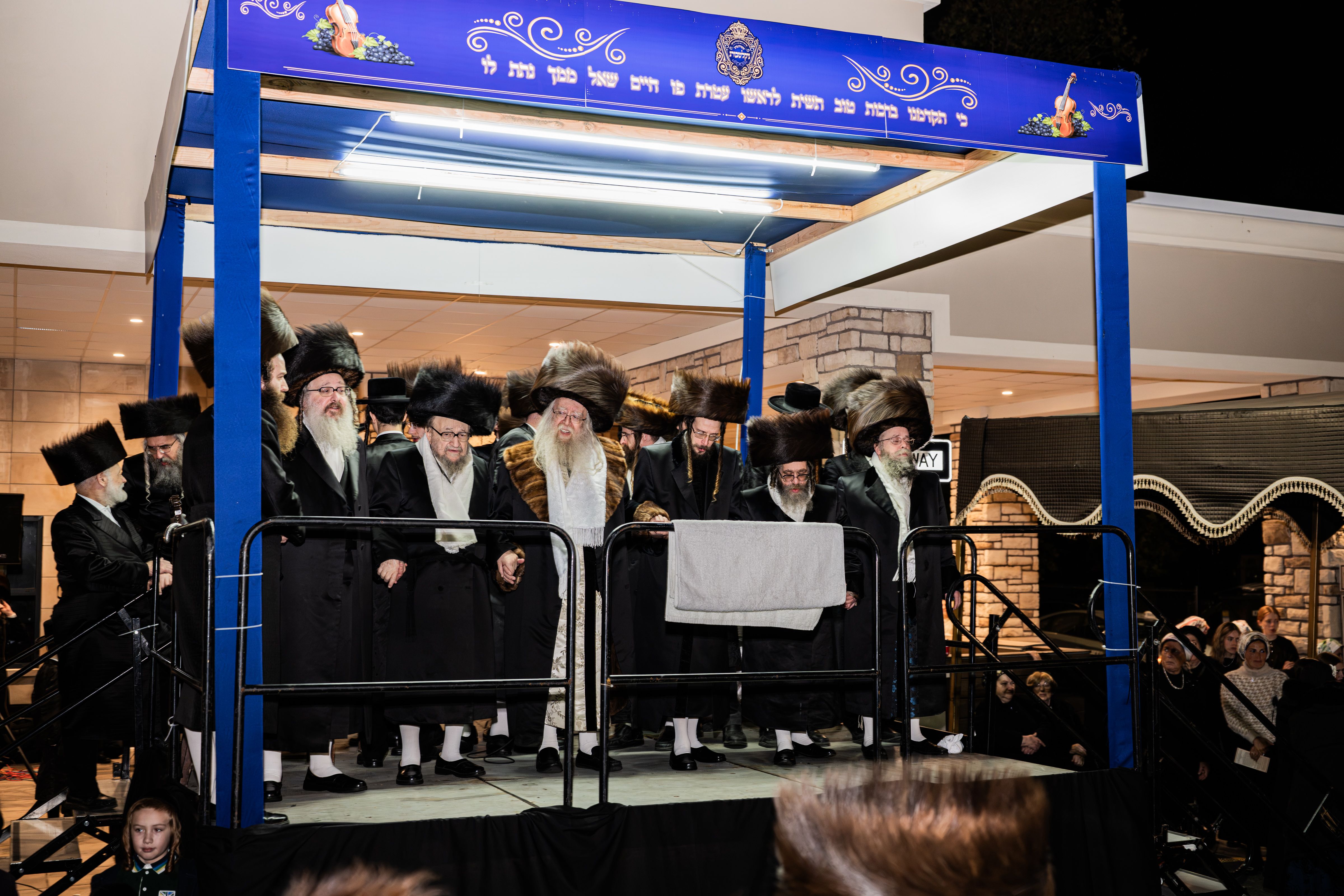 Simcha of the Nikolsburg-Razla-Yemering-Kretchnif Siget families