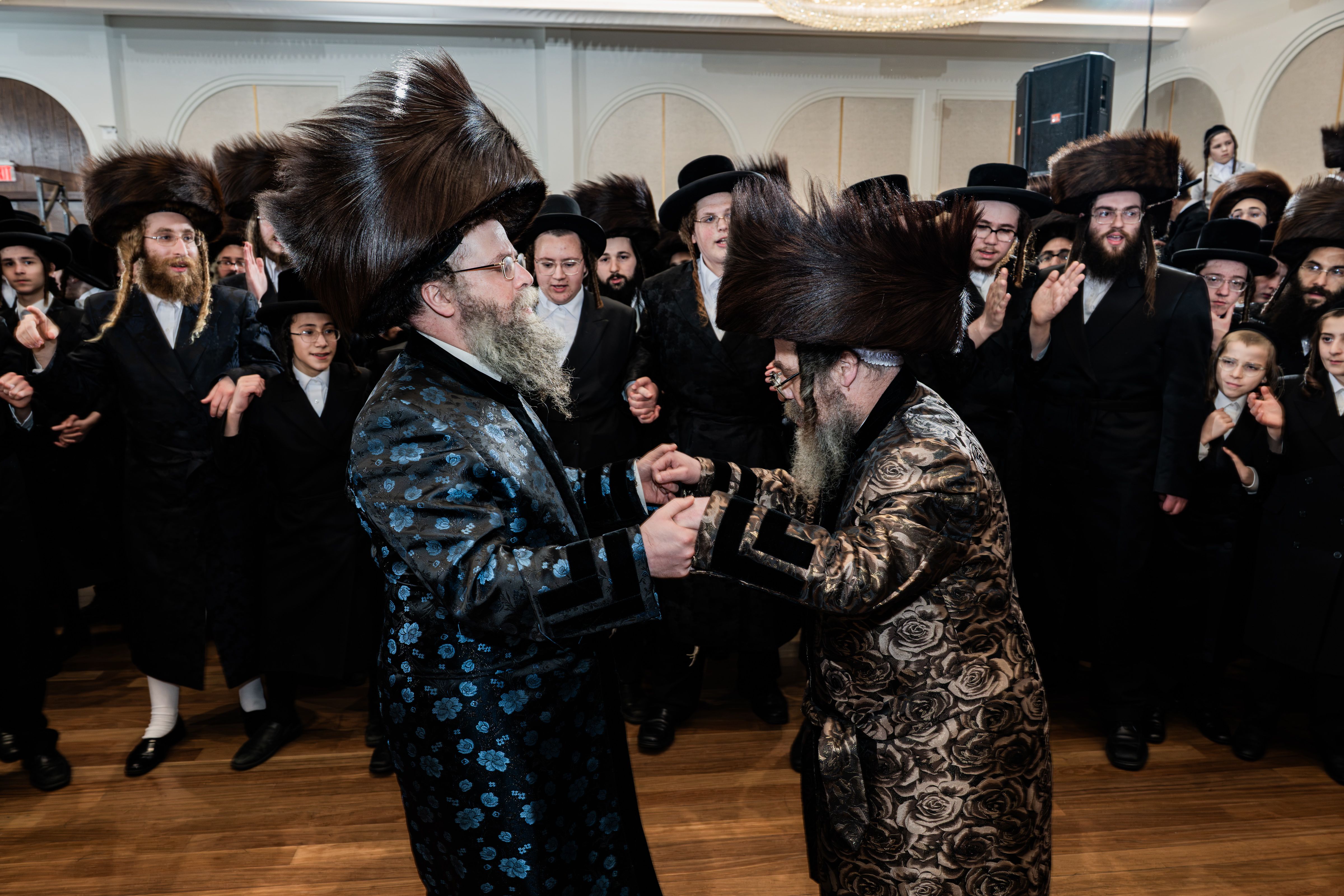 Simcha of the Nikolsburg-Razla-Yemering-Kretchnif Siget families