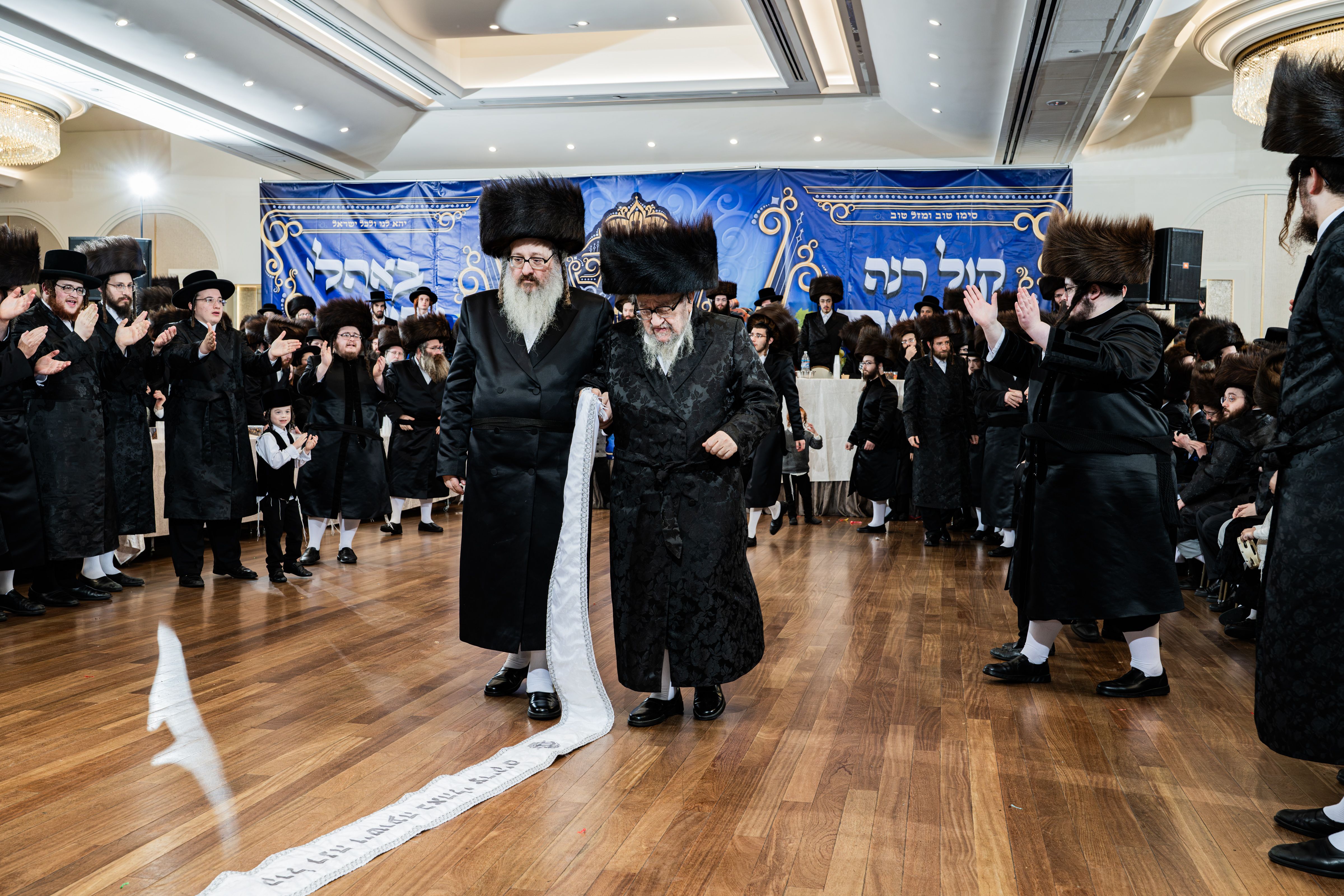 Simcha of the Nikolsburg-Razla-Yemering-Kretchnif Siget families