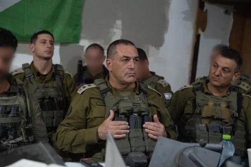 Chief of Staff Eyal Zamir during base visit