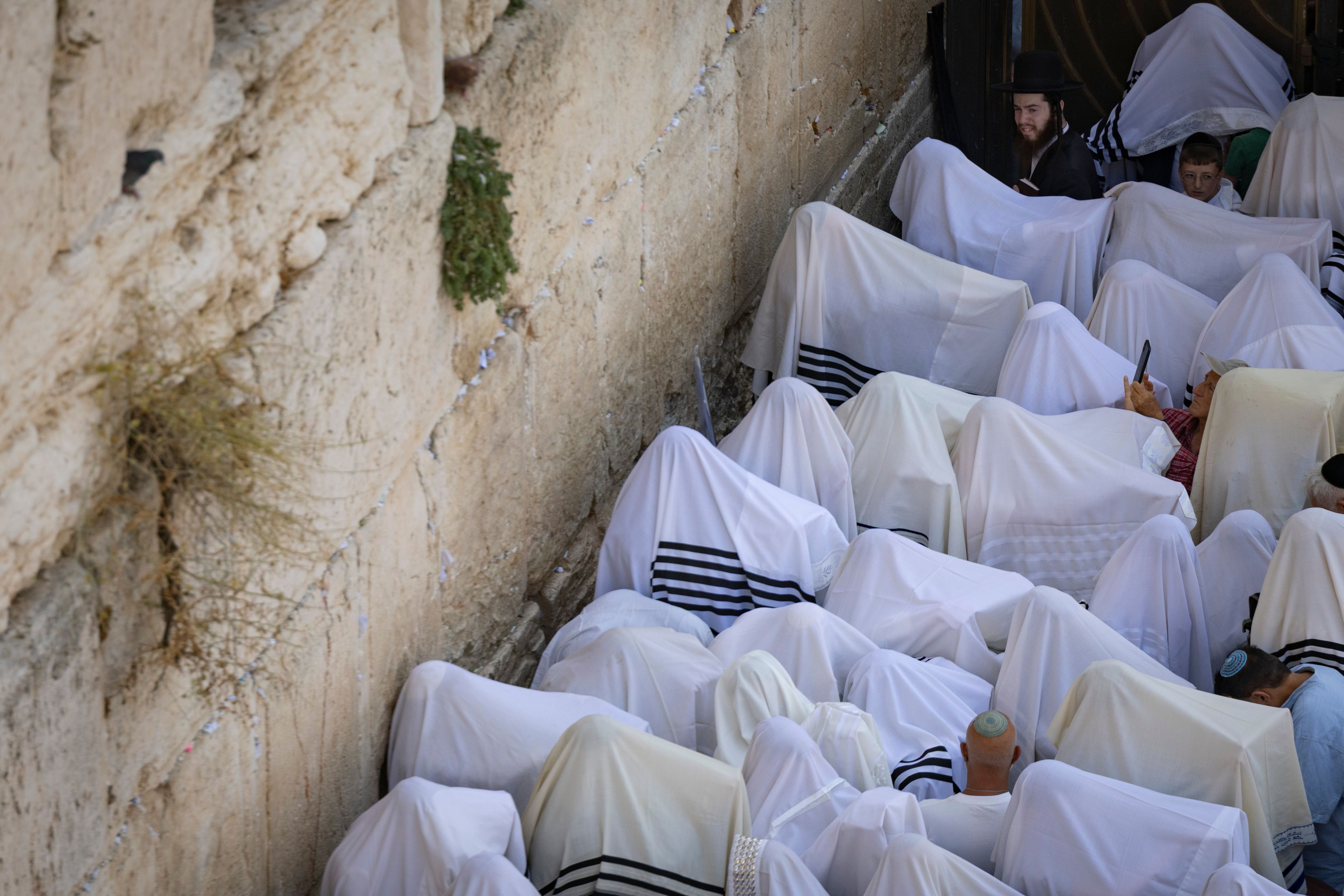 Birkas Kohanim at the Western Wall