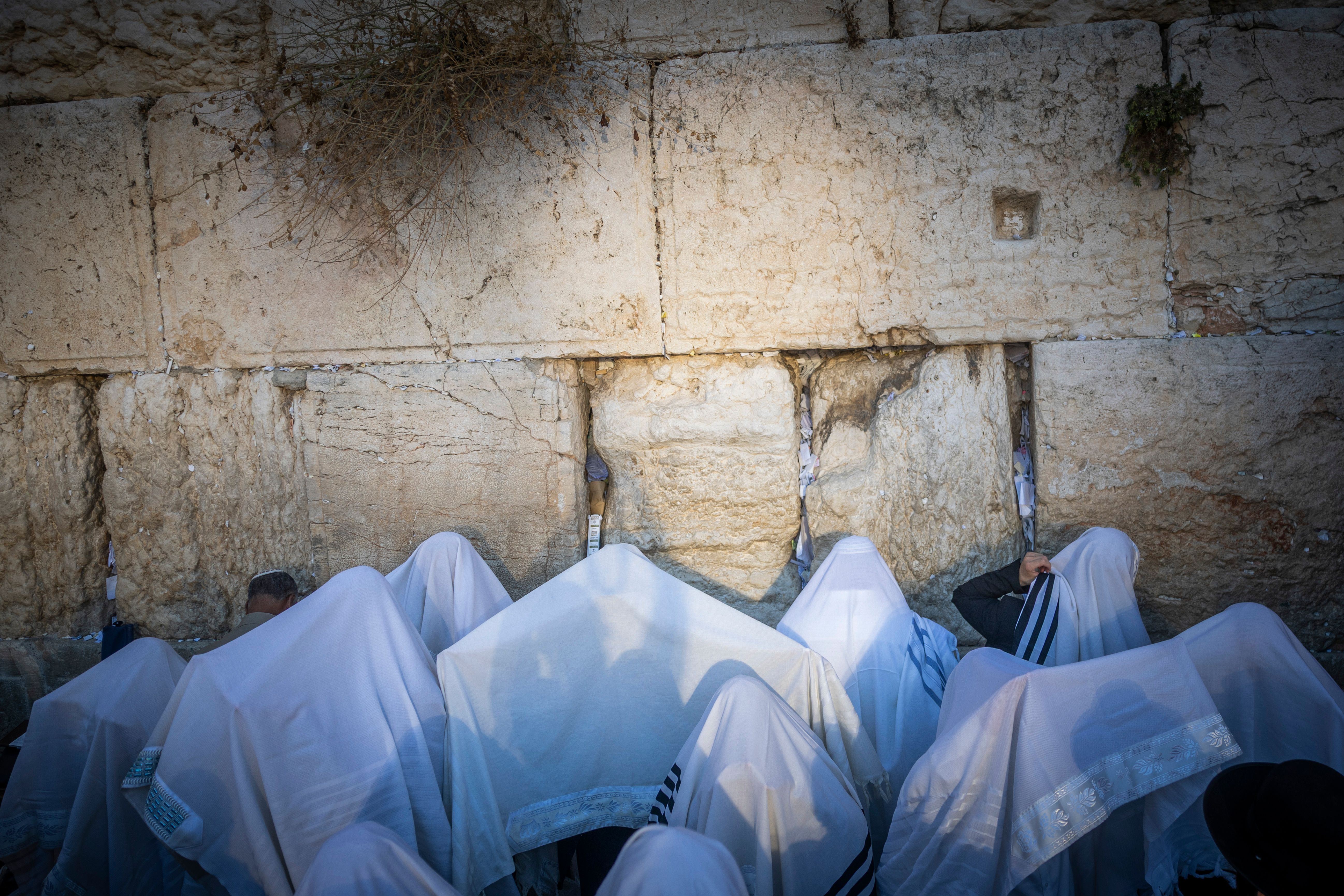 Birkas Kohanim at the Western Wall