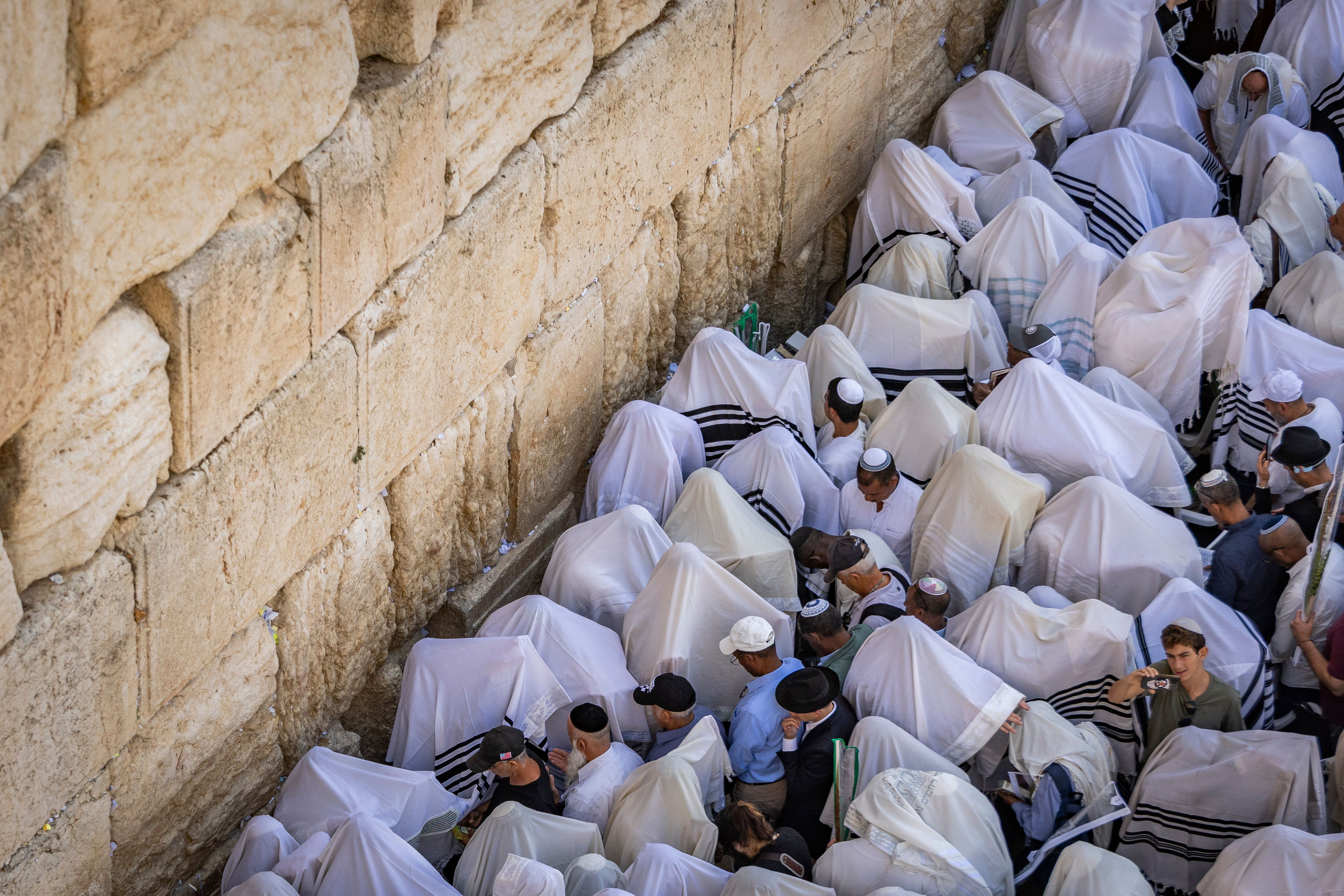 Birkas Kohanim at the Western Wall