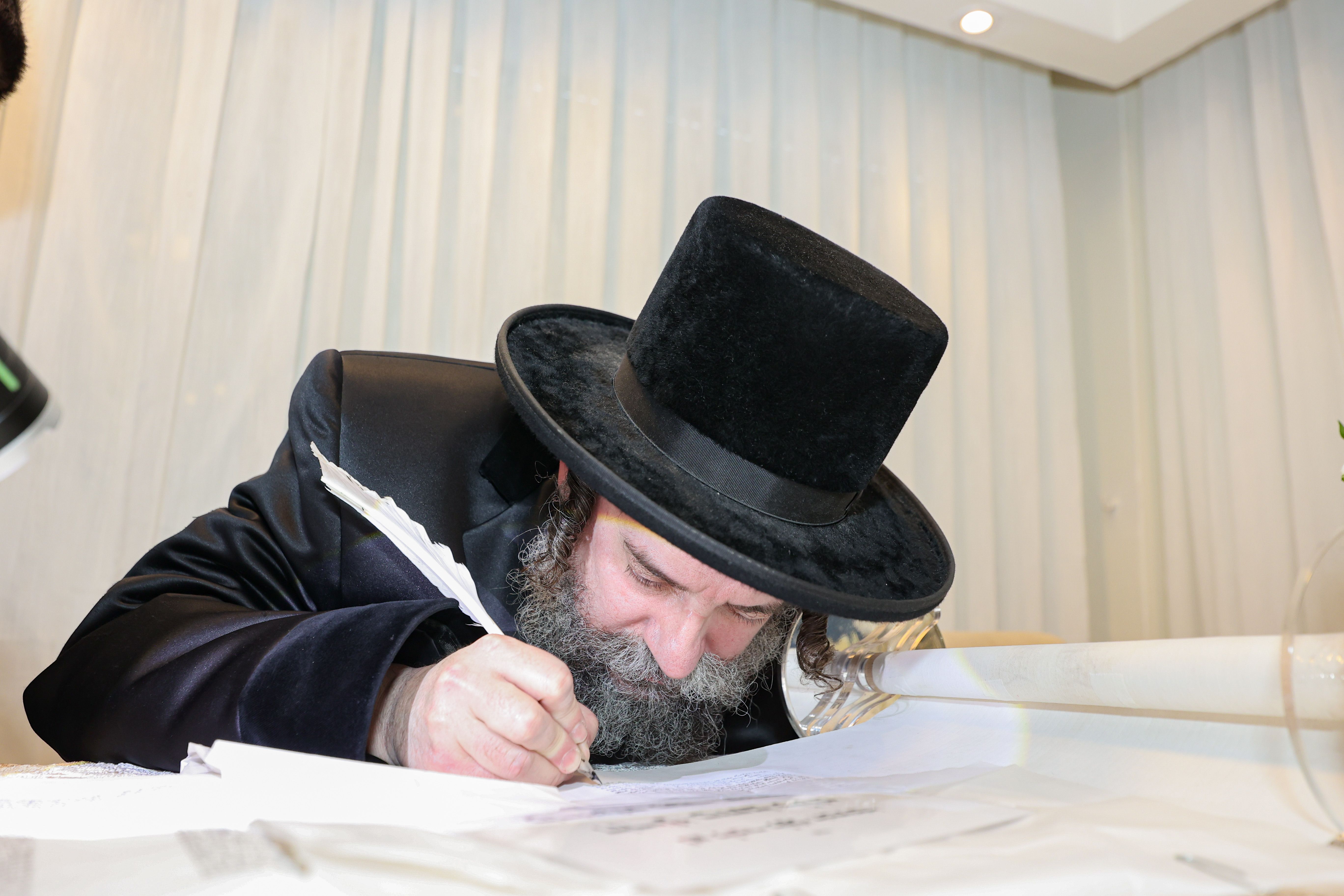 The hachnosas Sefer Torah