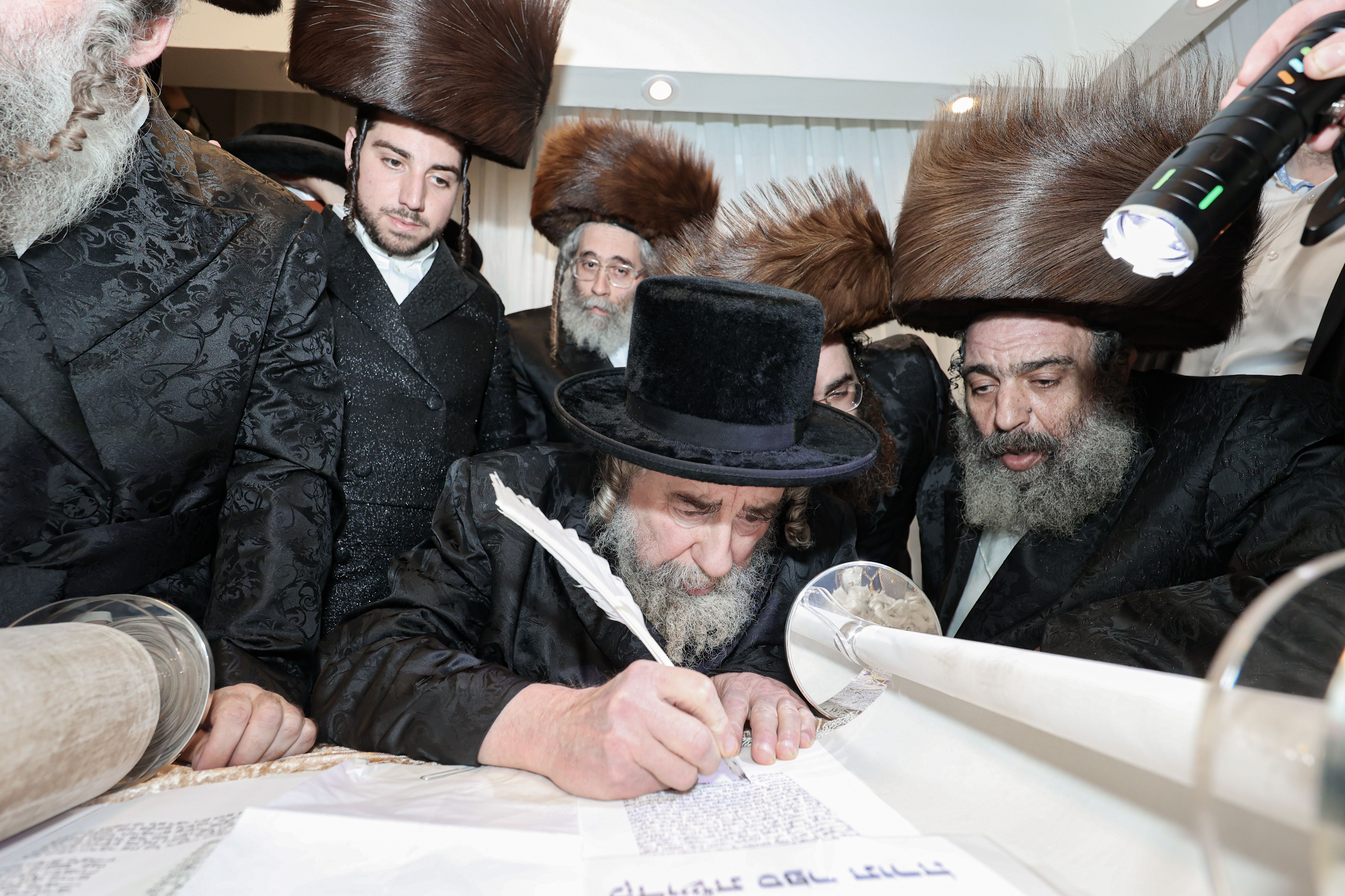 The hachnosas Sefer Torah