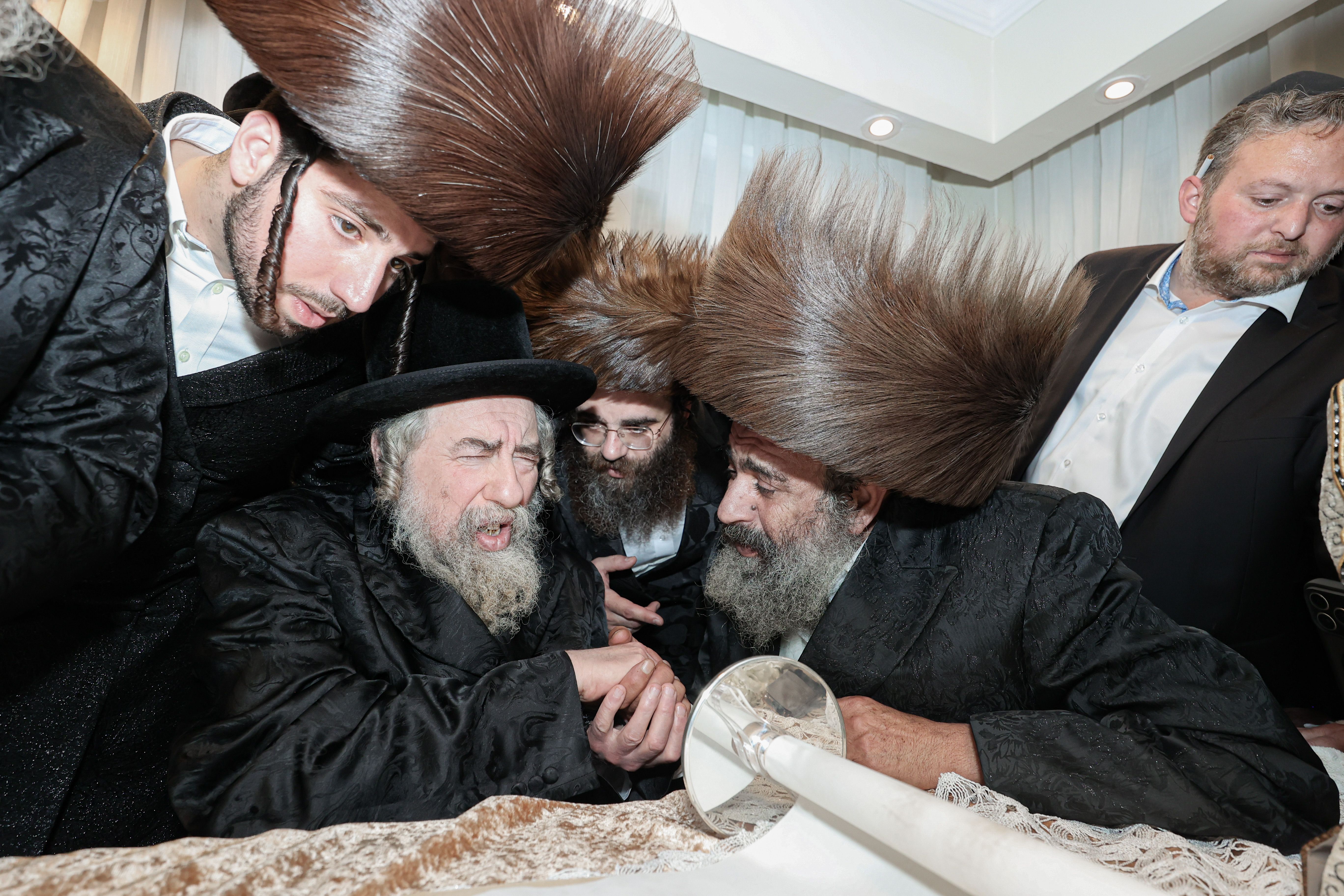 The hachnosas Sefer Torah