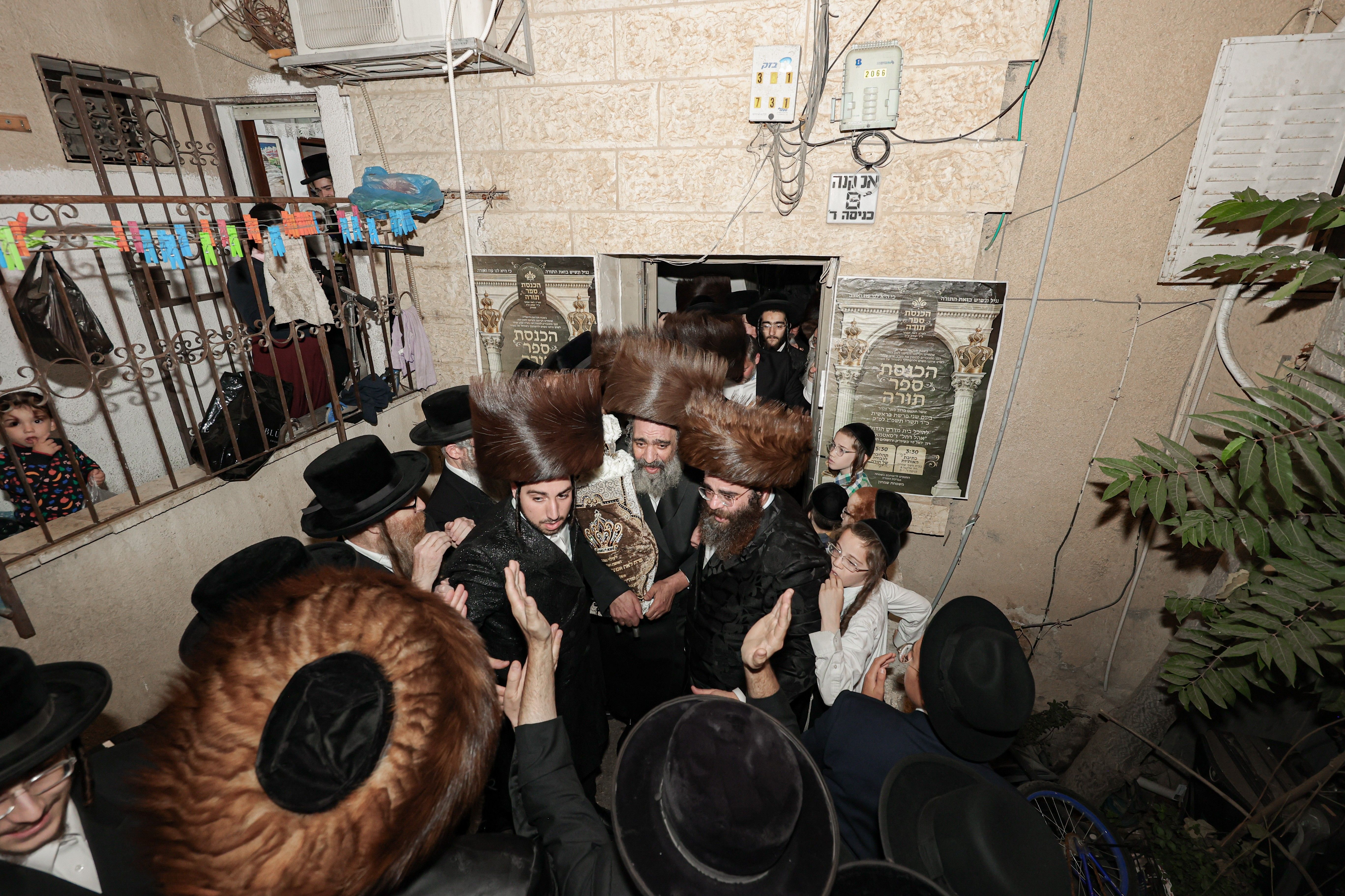 The hachnosas Sefer Torah