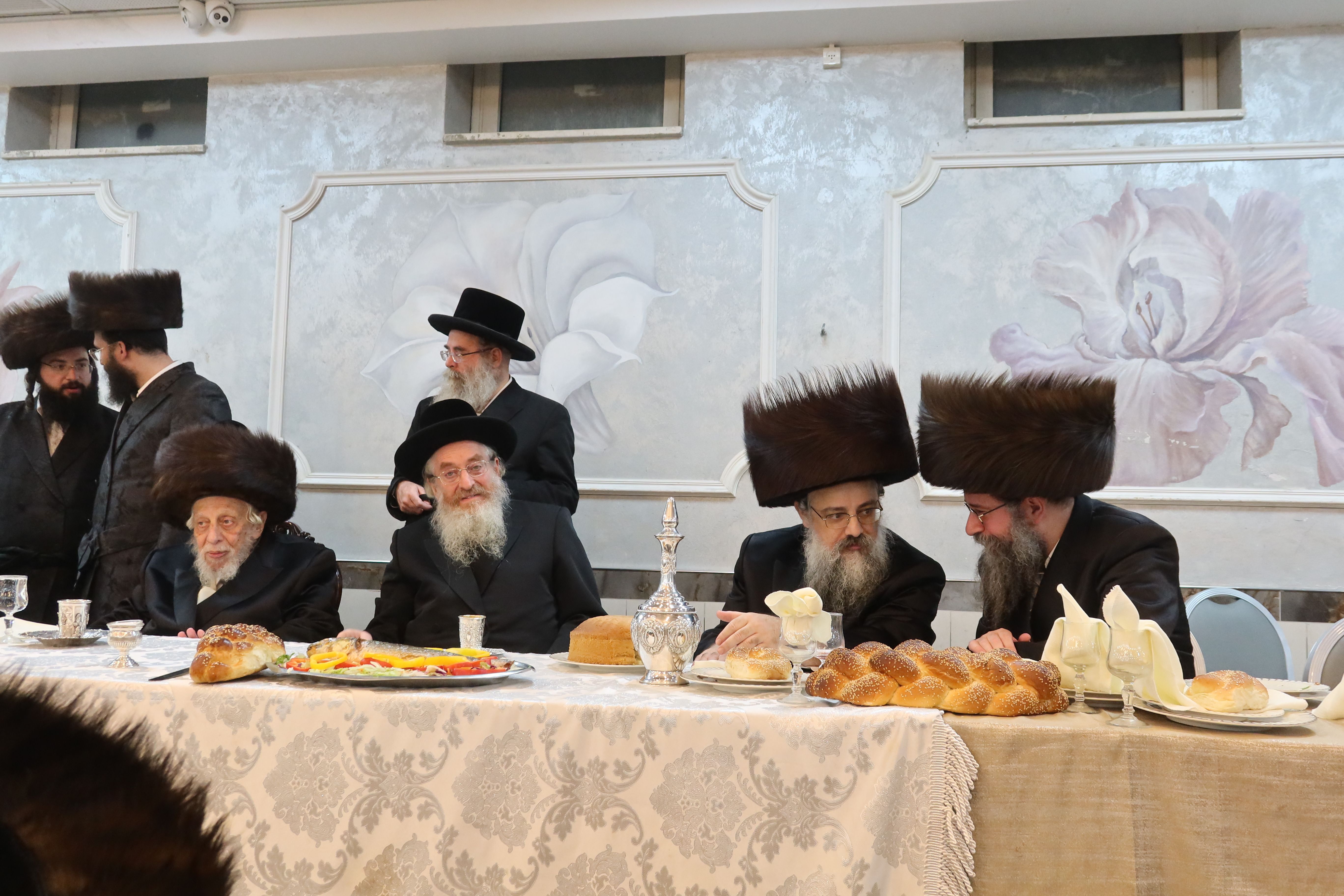 The Skverer-Kopyczynitzer-Tolna Beit Shemesh wedding | Photo: A. Shtul