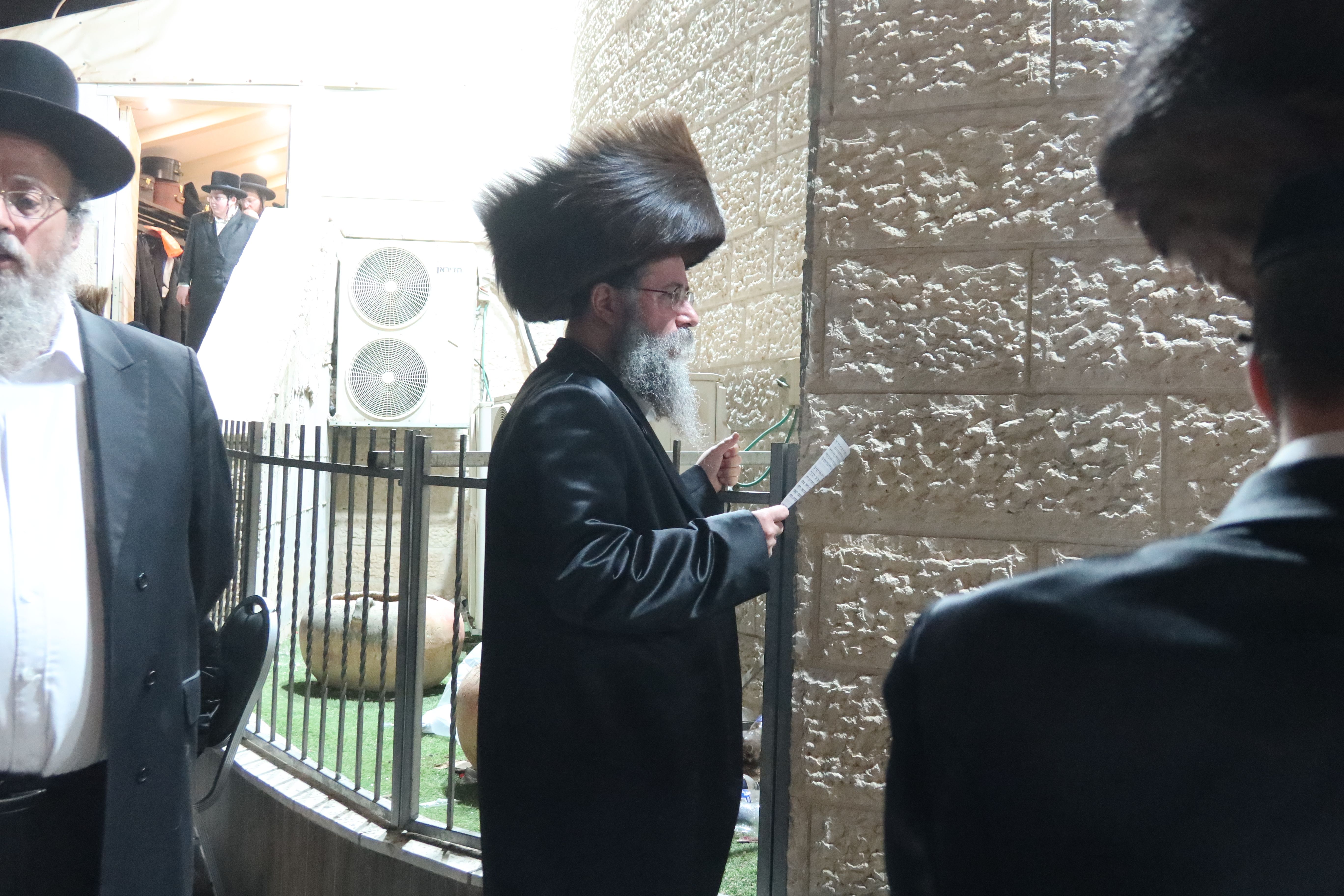 The Skverer-Kopyczynitzer-Tolna Beit Shemesh wedding | Photo: A. Shtul