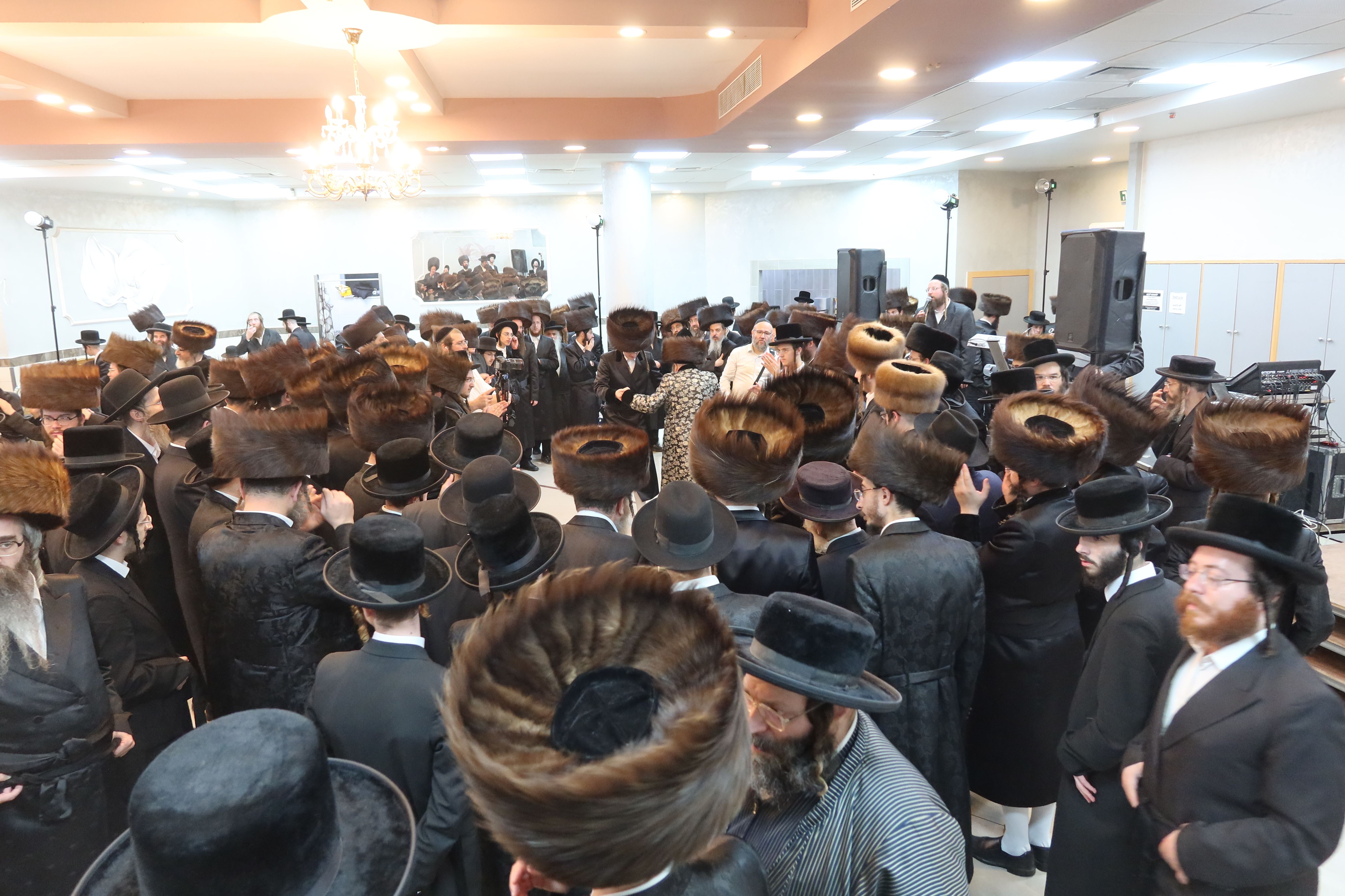 The Skverer-Kopyczynitzer-Tolna Beit Shemesh wedding | Photo: A. Shtul