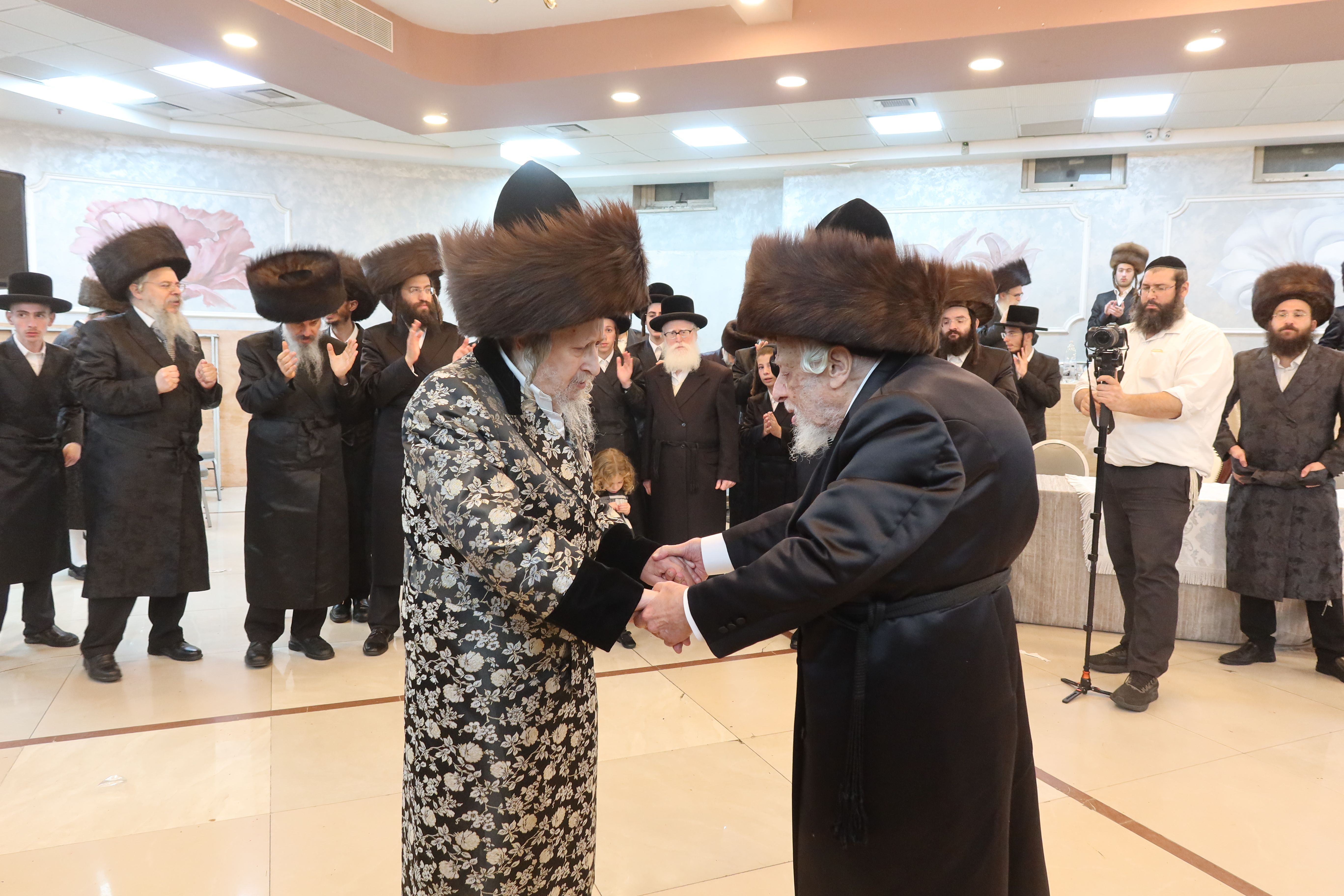 The Skverer-Kopyczynitzer-Tolna Beit Shemesh wedding | Photo: A. Shtul