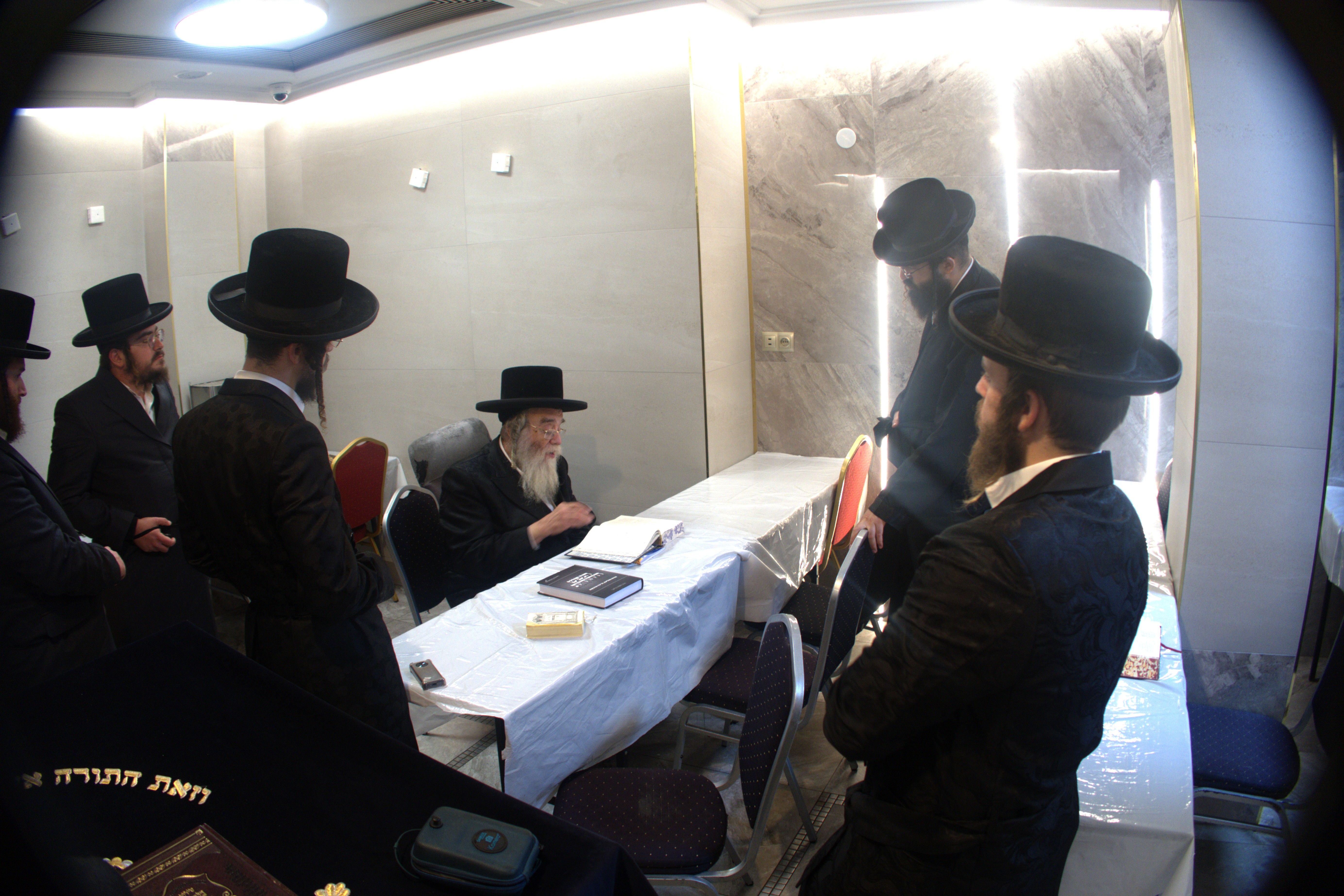 The Admor of Shidlovtza on pilgrimage in Poland