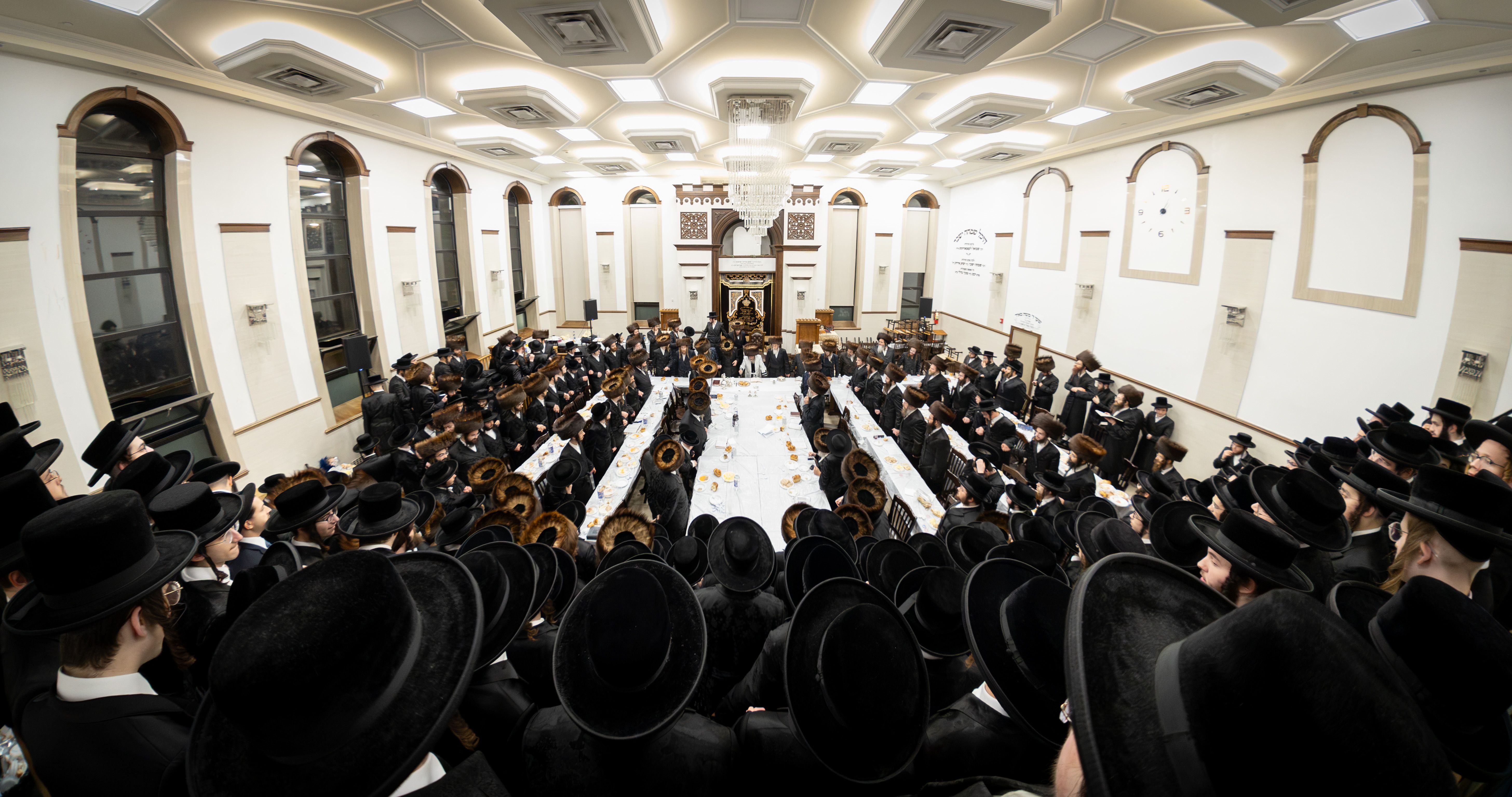 Seudas hoda'ah at Kretchnif-Siget