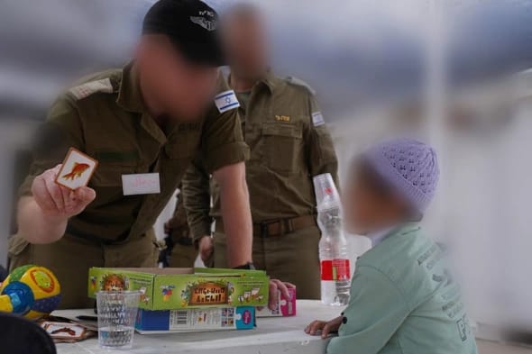 IDF treating civilians in Syria
