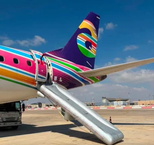 Arkia flight deploys emergency slide