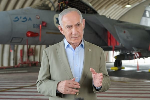 Netanyahu in Tel Nof