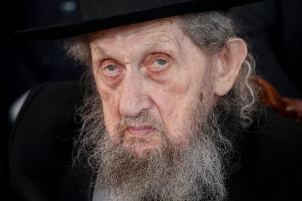 Rosh Yeshiva HaRav Dov Lando shlita