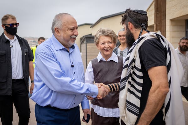 Liberman in Nokdim