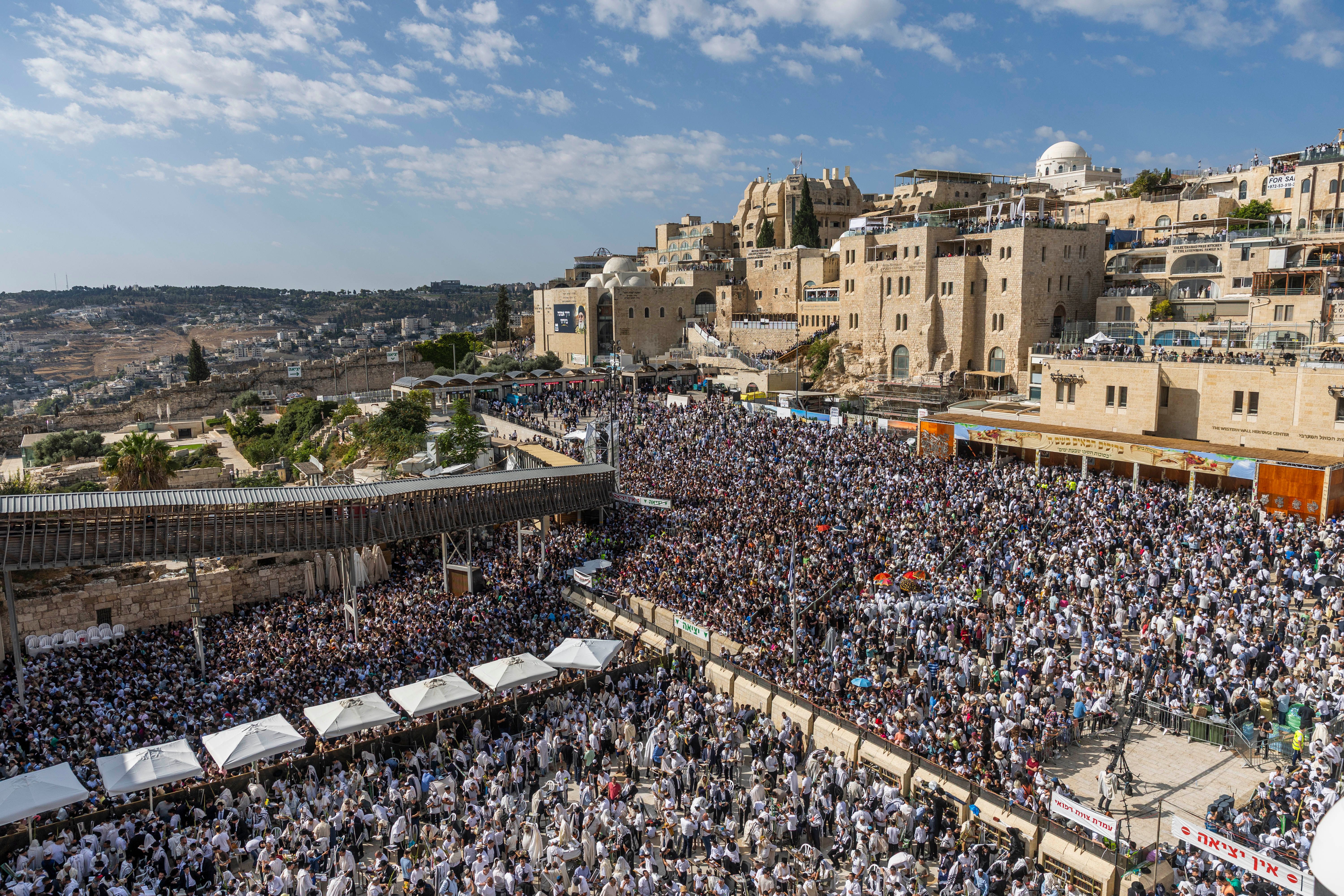 Birkas Kohanim at the Western Wall